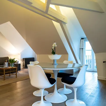 Guest house New & De Nage *