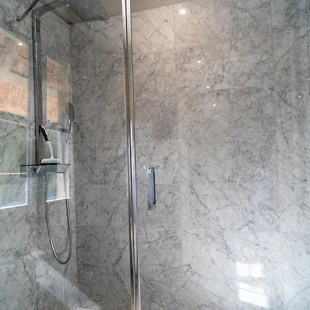 Guest house New & De Nage