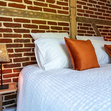 Гостевой дом New & De Nage Онфлёр