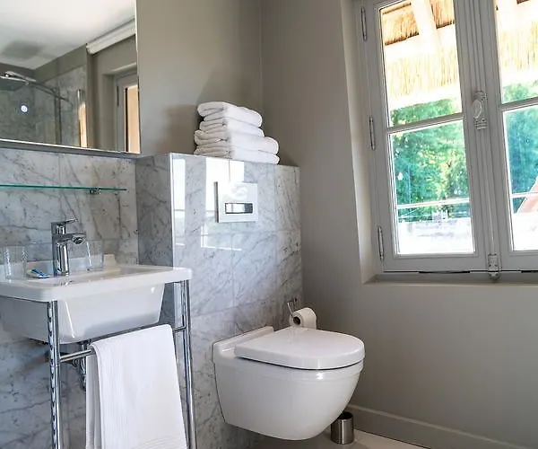 New & De Nage Penzion Honfleur