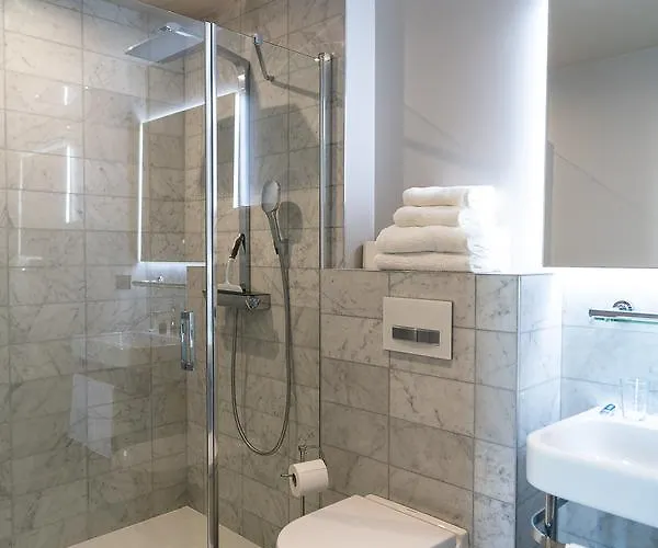 Penzion New & De Nage Honfleur