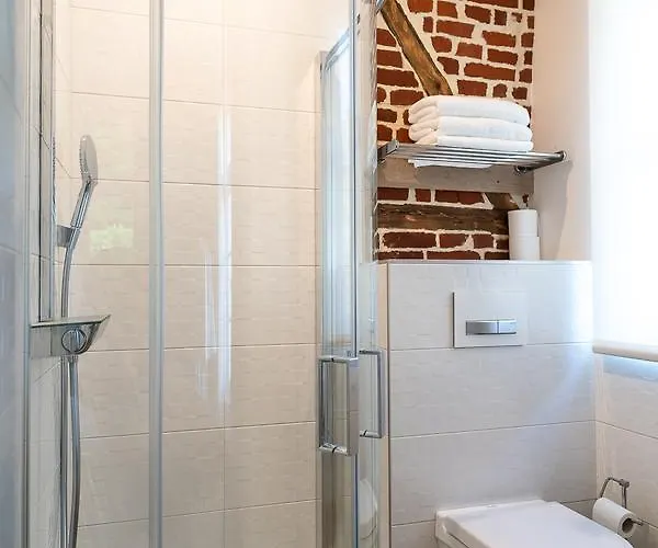 New & De Nage Penzion Honfleur